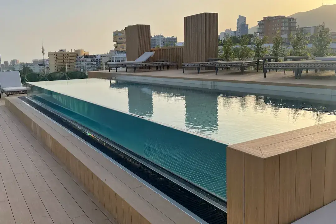 INBECA-piscina-inox-cristal