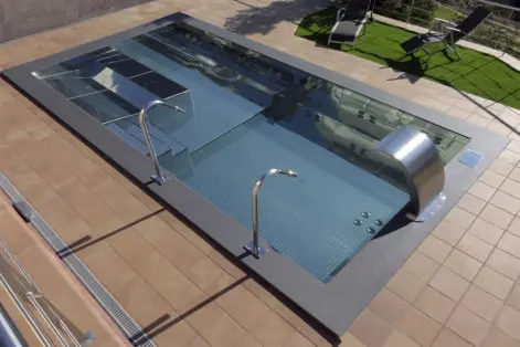 INBECA-piscinas-con-skimmer