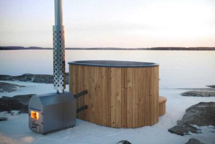 Bergen Wooden 2 Person Hot Tub – Image 4