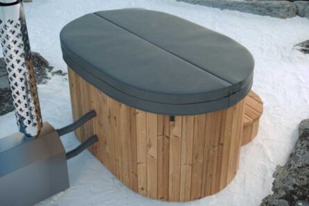 Bergen Wooden 2 Person Hot Tub – Image 3