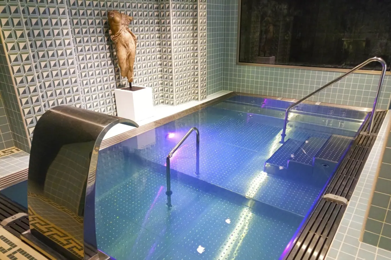 piscina-inox-cascada-proyecto